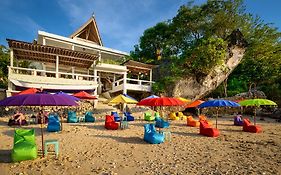 The Point Beach-Front Balangan